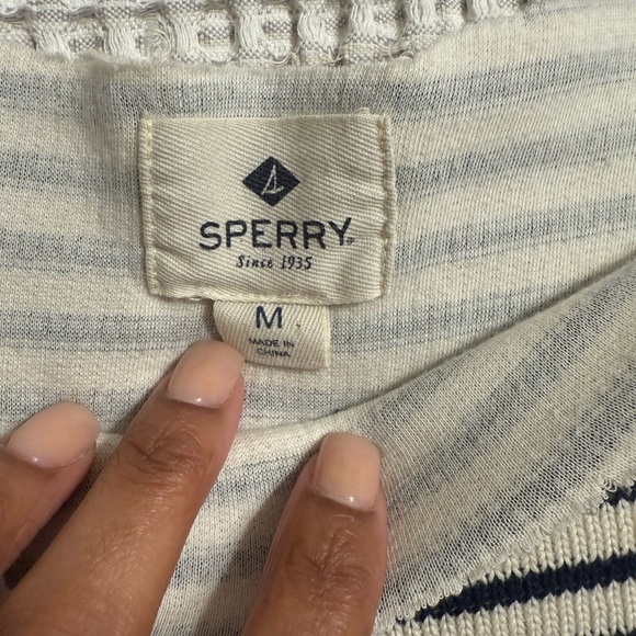 Sperry Pullover Sweater Size Medium (#231) - Picture 5 of 10